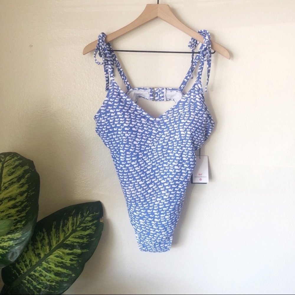 Vineyard Vines | Plus Size One Piece Swimsuit